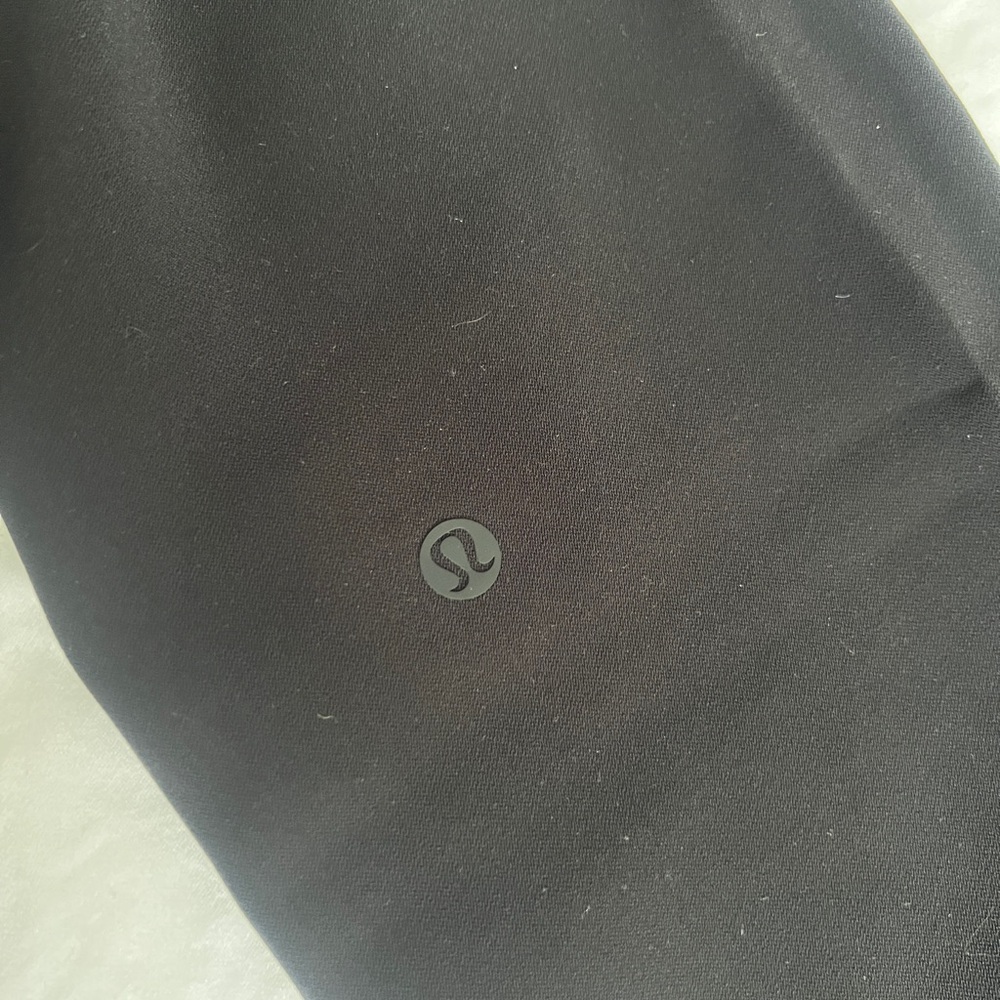 Lululemon Lot On The Fly Pants and Leggins - Picture 3 of 6